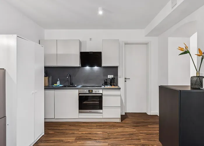 Arbio I Stylish Schoeneberg S-bahn