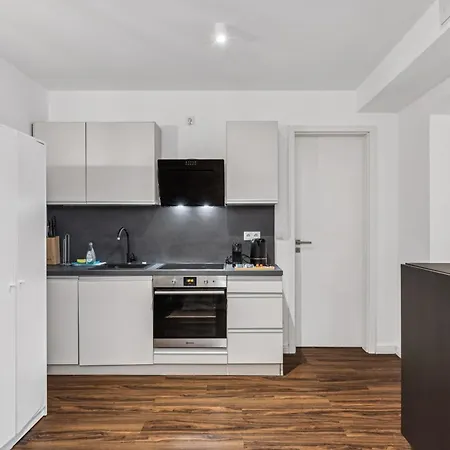 Arbio I Stylish Schoeneberg S-bahn