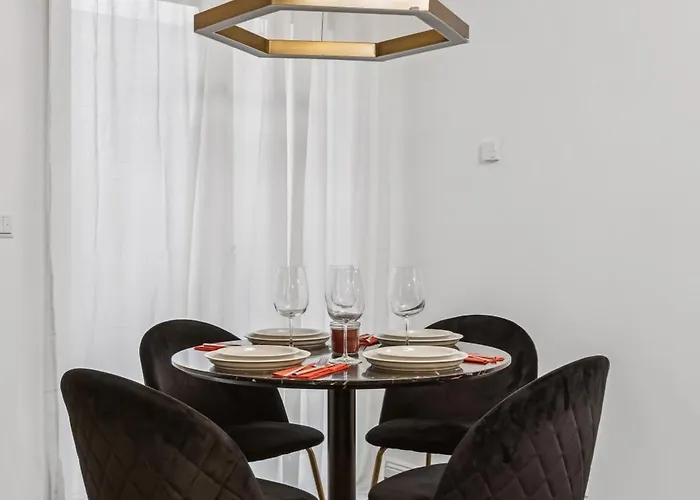 Arbio I Stylish Schoeneberg S-bahn